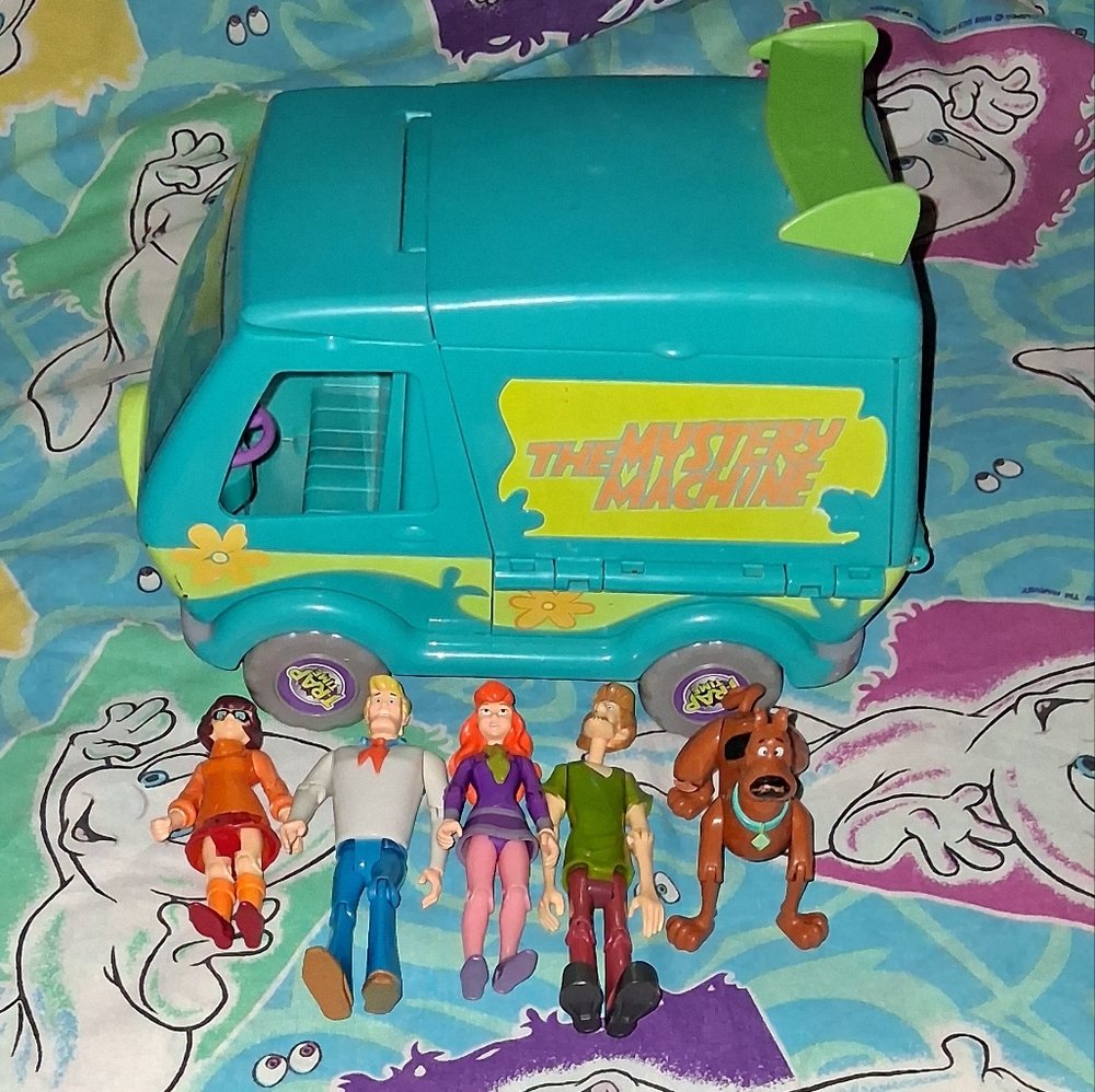 Y2K Scooby Doo Mystery Machine Van & Figure Bundle Lot Toys Vintage
